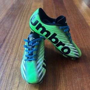UMBRO Big Kids Soccer Cleats - Sz1